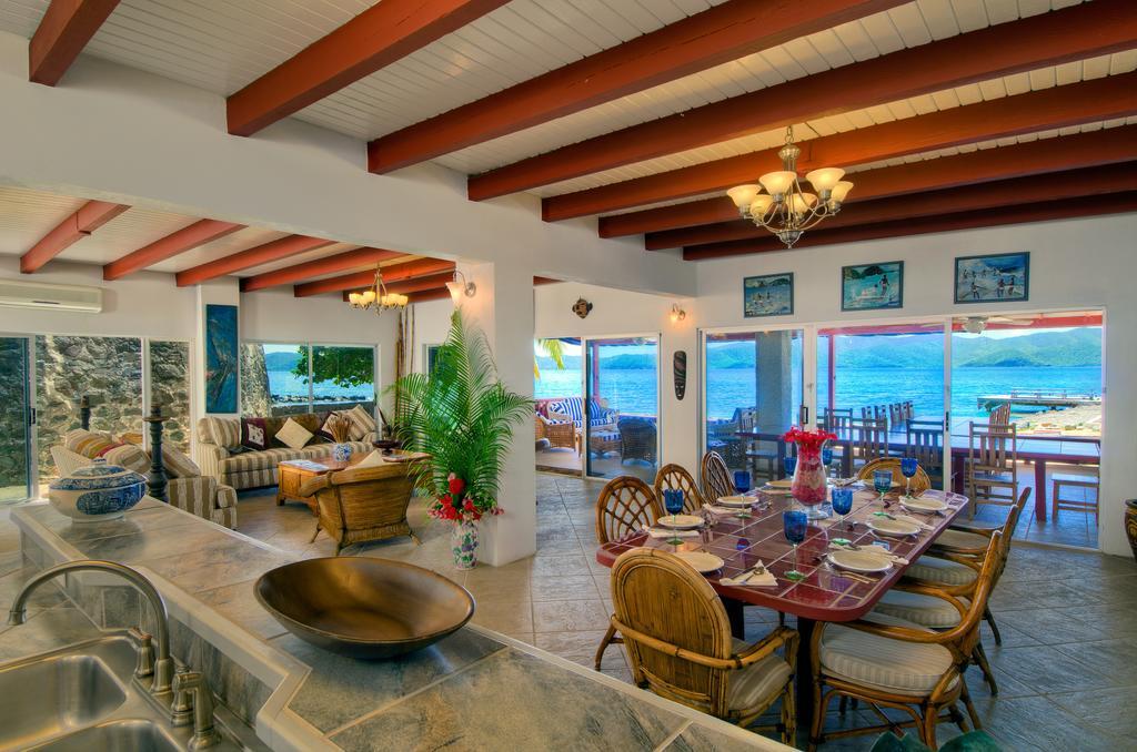 Fort Recovery Villa Suites Hotel Freshwater Pond Rom bilde